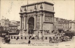 CPA Marseille La Plce d'Aix et l'Arc de Triomphe Monument eleve aux Gloire de la Premiers Republique