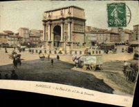 CPA Marseille La Place d'Aix et l'Arc de Triomphe 