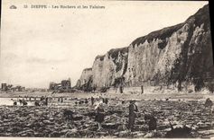 CPA Dieppe Les Rochers et les Falaises 