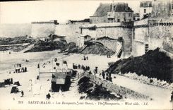 CPA Saint Malo Les Remparis Cote Ouest The Ramparts West Side 