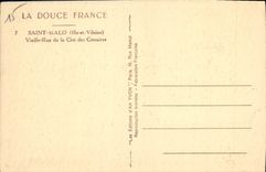 CPA Saint Malo Vielle Rue de la Cite des Corsaires
