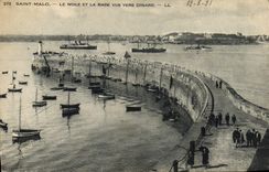 CPA Saint Malo Le Mole et La Rade Vus Vers Dinard 