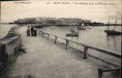CPA Cote d'Emeraude Saint Malo Vue Generale Prise du Mole des Noires 