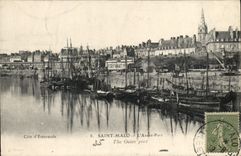 CPA Cote d'Emeraude Saint Malo L'Avant Port