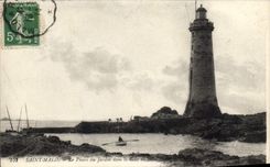 CPA Saint Malo La Phare du Jardin dans la Baie de Saint Anne 