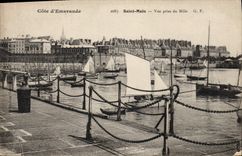 CPA Saint Malo Vue prise du Mole 