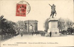 CPA Montpellier Statue de Louis XIV Peyrou Le Chateau d'Eau 