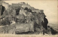 CPA Les Baux Bouches du Rhone Les Remparts 