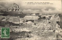CPA Les Baux Vue de la Tour dite Sarrasine sentinelle avancee du Chateau des Baux XI siecle 