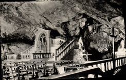 CPA La Sainte Baume La Grotte de Sainte Magdelaine 