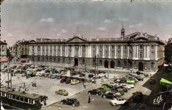 CPM Toulouse La Place du Capitale Hotel de Ville