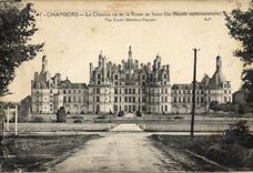 CPA Chambord Le Chateau vu de la Route de Saint Die (Facade septentrionale)