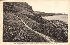 CPA Perros Guirec Le sentier douanier vers le Squevel