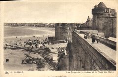 CPA St Malo Les Remparts le Chateau et la Plage des Bains