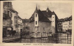CPA Annecy Palais de l'Ile Vieux Quartiers