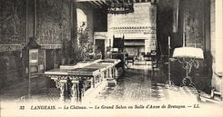 CPA Langeais Le Chateau Le Grand Salon ou Salle d'Anne de Bretagne