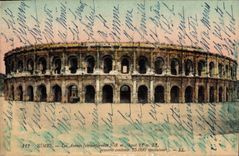 CPA Nimes Les Arenes (circonference 358 m haut 21 m 32 peuvent contenir 25000 spectateurs)