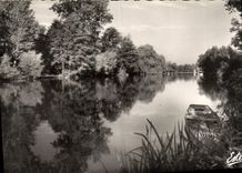 CPM Ezy sur Eure (Eure) Les Bords de l'Eure