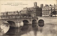 CPA Besancon Le Doubs Pont Buttant et les Quais