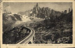 CPA Chamonix Blanc Chemin de Fer de Montenvers Aiguille du Dru