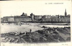 CPA Saint Malo Le Chateau et la Plage Cote d'Emeraude