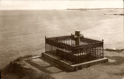 CPA Saint Malo Tombeau de Chateaubriand