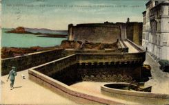 CPA Saint Malo Les Remparts et la Hallande