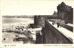 CPA St Malo les remparts le Chateau et la plage des bains