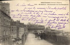 CPA St Malo Promenade sur les Remparts