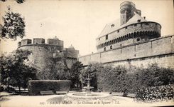 CPA St Malo Le Chateau et les Square