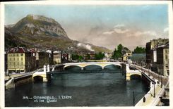 CPA Grenoble L'Isere et les Quais