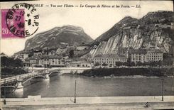 CPA Grenoble Vue sur l'Isere Le Casque de Neron et les Forts