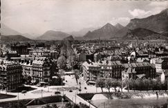 CPA Grenoble Vue generale et le Cours Jean Jaures