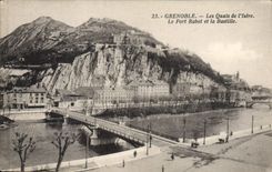 CPA Grenoble Les Quais de l'Isere Le Fort Rabot et la Bastille