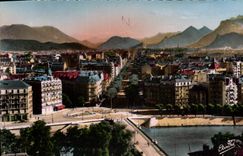 CPA Grenoble Vue generale et le Cours Jean Jaures