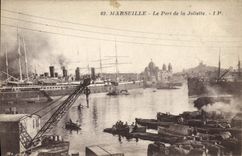 CPA Marseille Le Port de la Joliette Bateaux