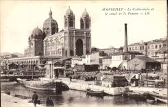 CPA Marseille La Cathedrale et le canal de la Douane
