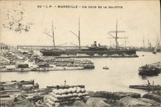 CPA Marseille Un Coin de la Joliette Bateaux