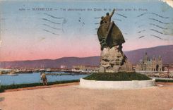 CPA Marseille Vue panoramique des Quais de la Joliette prise du Pharo