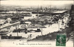 CPA Marseille Vue generale des Bassins de la Joliette