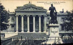 CPA Marseille Le Palais de Justice et Statue de Berryer