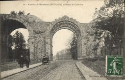 CPA Aqueduc de Maintenon XVII siecle et Route de Gallardon Automobile