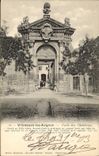 CPA Villeneuve les Avignon Porte des Chartreux Elevee au XVII siecle. Servat d'entree principale au 