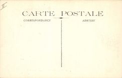 CPA Villeneuve les Avignon Interieur du Cloitre de l'Eglise XV Siecle 