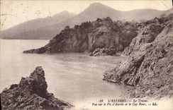 CPA L'Esterel Le Trayas Vue sur le Pic d'Aurelle et le Cap Roux 