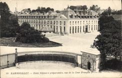 CPA Rambouillet Ecole Militaire preparatoire vue de la Cour Francois 1er