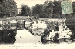 CPA Rambouillet Le Parc Le vieux Port et la Tour Francois 1er 