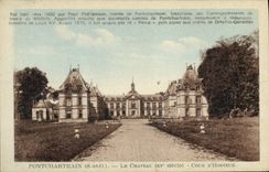 CPA Pontchartrain S et O Le Chateaux Xv siecle Cour d'Honneur 