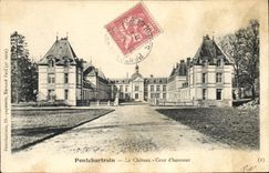CPA Pontchartrain Le Chateau Cour d'honneur 