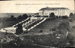 CPA Chateau de Rochefort en Yvelines S & O Facade Ouest et Cascade 